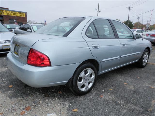 2004 Nissan Sentra E43