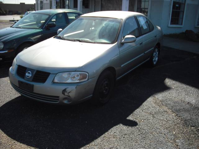 2004 Nissan Sentra E43