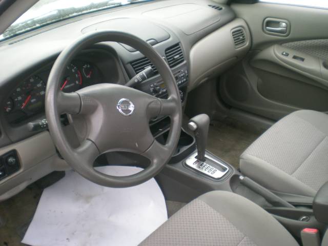 2004 Nissan Sentra E43