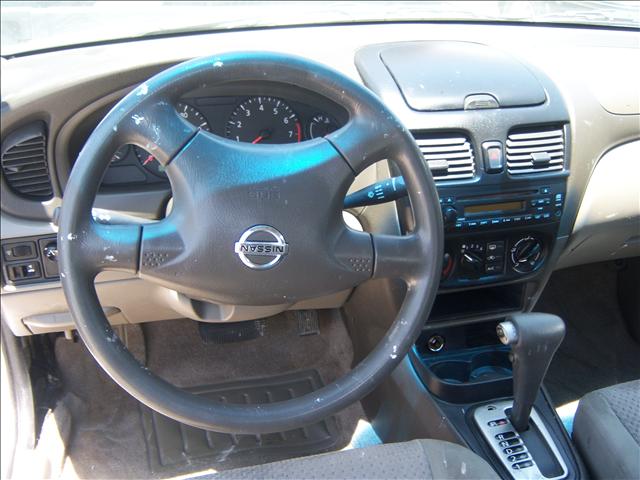 2004 Nissan Sentra E43