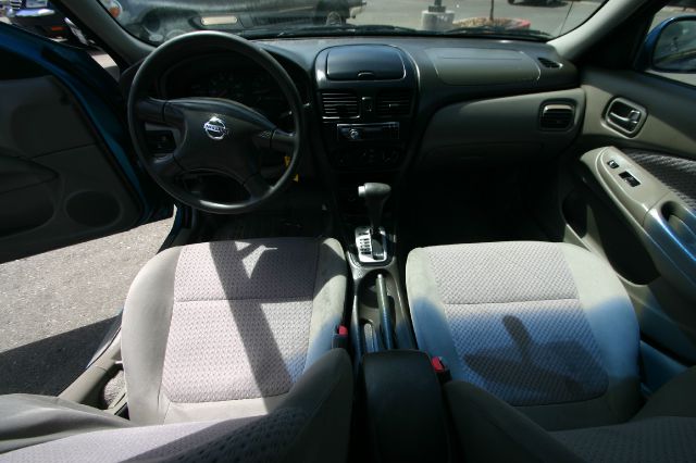 2004 Nissan Sentra E43