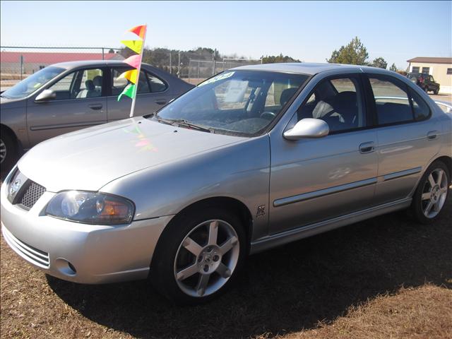 2004 Nissan Sentra Crew Cab Standard Box 4-wheel Drive Denali