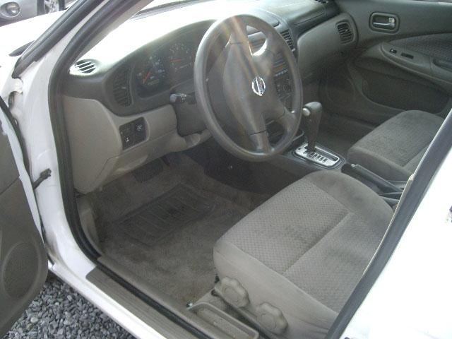 2004 Nissan Sentra E43