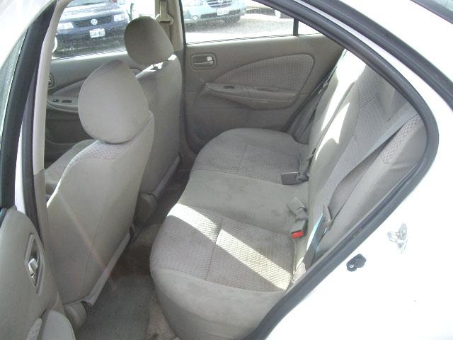 2004 Nissan Sentra E43