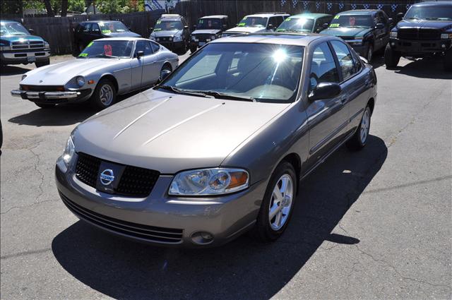 2004 Nissan Sentra Pickupslt Quad Cab SWB 4WD 4x4 Truck