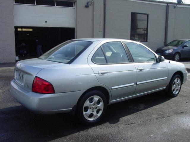 2004 Nissan Sentra E43