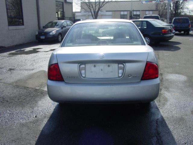 2004 Nissan Sentra E43