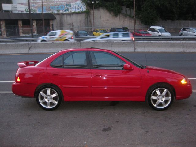 2004 Nissan Sentra Denali Crew Cab 4x4