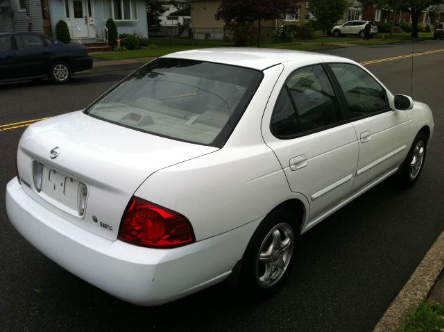 2004 Nissan Sentra E43