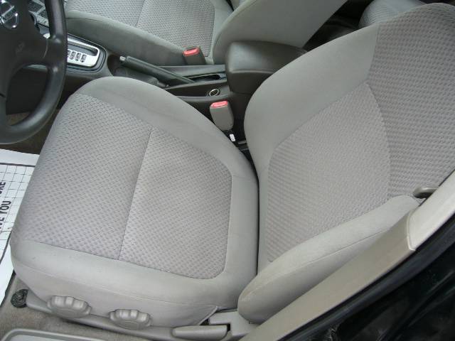 2004 Nissan Sentra E43