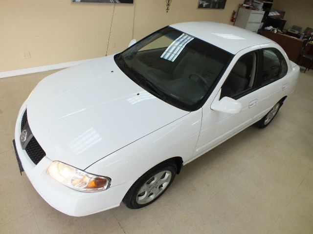 2004 Nissan Sentra E43