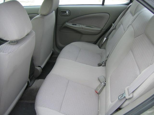 2004 Nissan Sentra E43