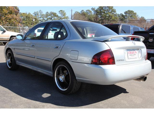 2004 Nissan Sentra Crew Cab Standard Box 4-wheel Drive SLE