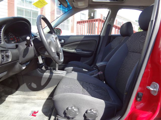 2004 Nissan Sentra 6MT Sport REAR Steer