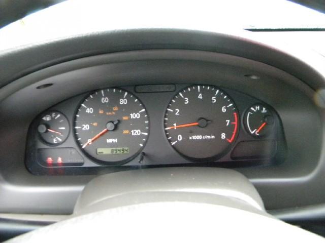 2004 Nissan Sentra FWD 4dr SEL