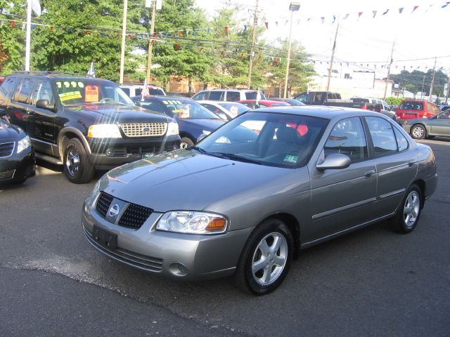 2004 Nissan Sentra Pickupslt Quad Cab SWB 4WD 4x4 Truck