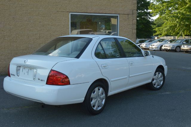 2004 Nissan Sentra E43