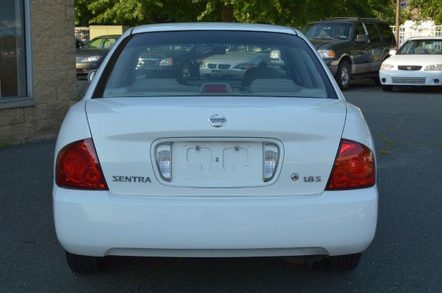 2004 Nissan Sentra E43