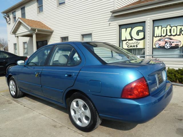 2004 Nissan Sentra Crew Cab Standard Box 2-wheel Drive SLE