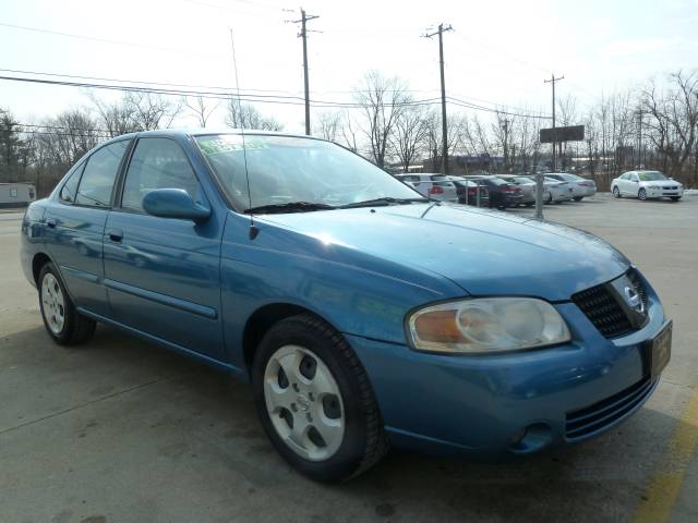 2004 Nissan Sentra Crew Cab Standard Box 2-wheel Drive SLE