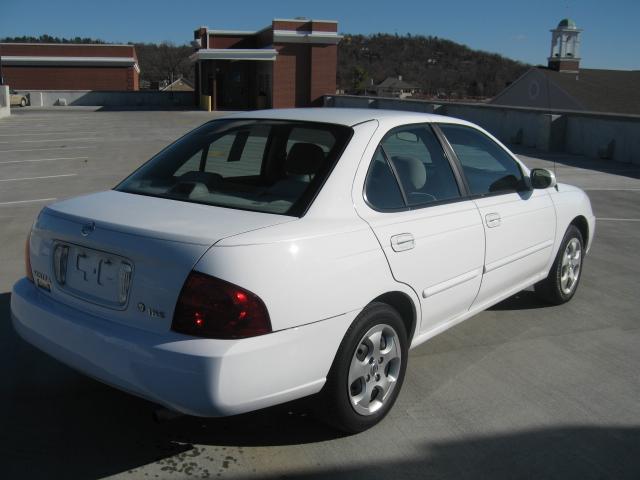 2004 Nissan Sentra E43