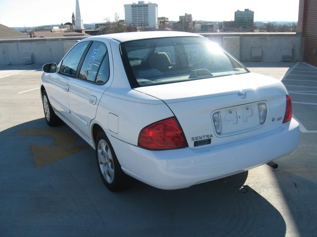 2004 Nissan Sentra E43