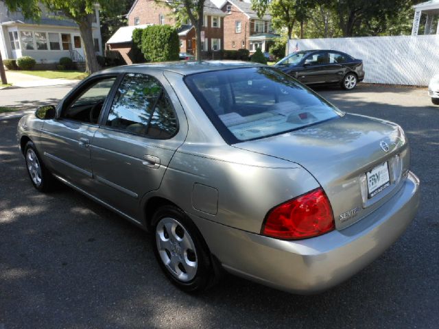 2004 Nissan Sentra E43