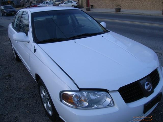 2004 Nissan Sentra Crew Cab Standard Box 2-wheel Drive SLE