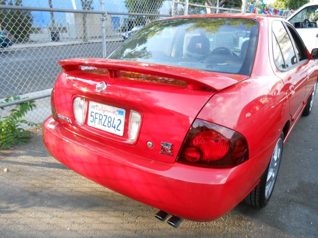 2004 Nissan Sentra Crew Cab Standard Box 4-wheel Drive SLE