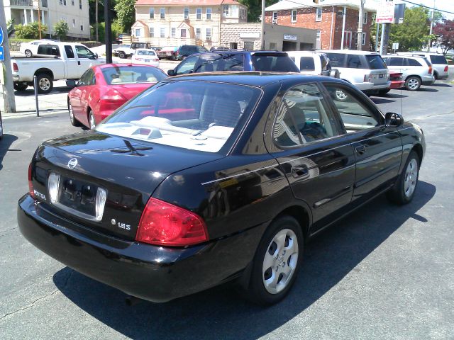 2004 Nissan Sentra E43