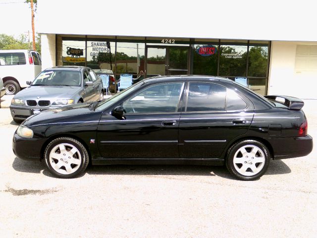 2004 Nissan Sentra Denali Crew Cab 4x4