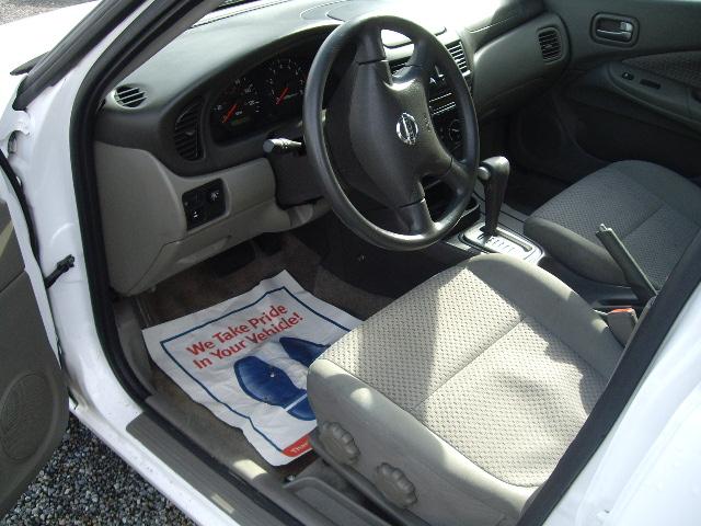 2004 Nissan Sentra E43