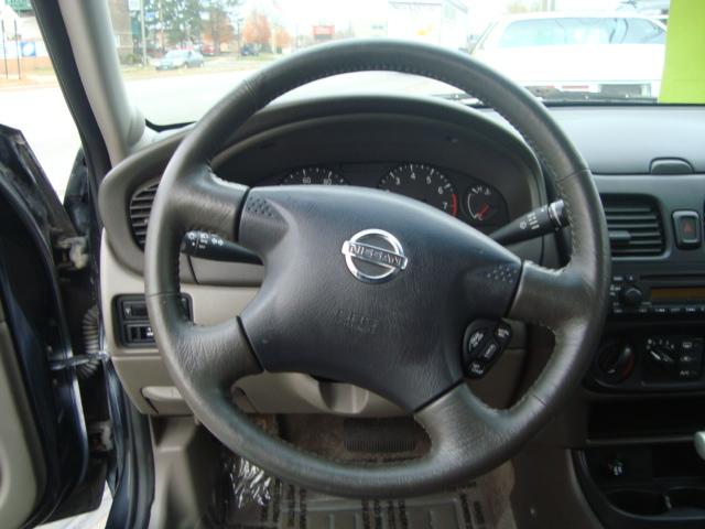 2004 Nissan Sentra E43