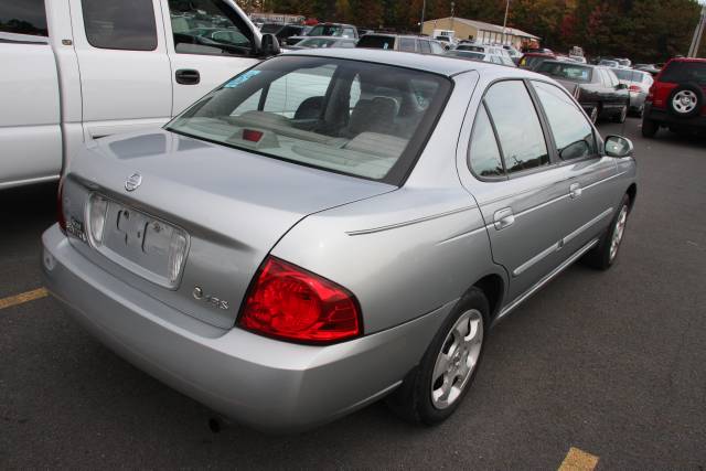 2004 Nissan Sentra E43