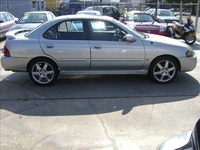 2004 Nissan Sentra FWD 4dr SEL