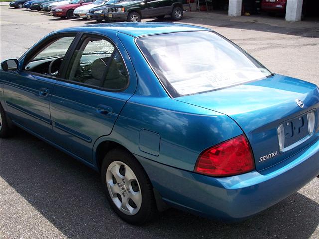 2004 Nissan Sentra E43