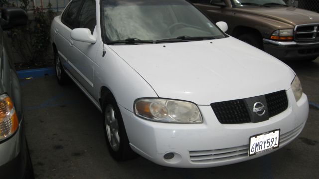 2004 Nissan Sentra Pickupslt Quad Cab SWB 4WD 4x4 Truck