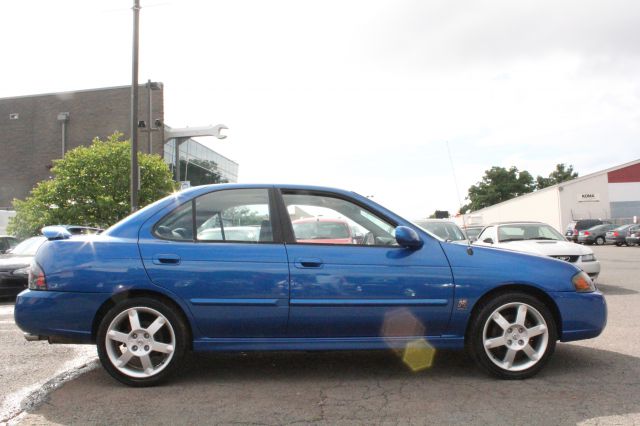 2005 Nissan Sentra Denali Crew Cab 4x4