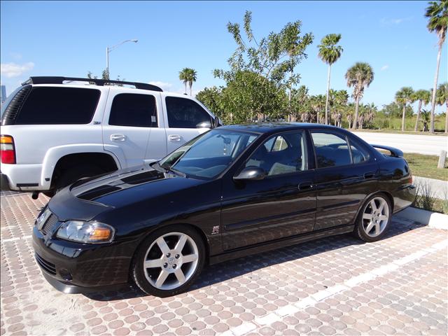 2005 Nissan Sentra Denali Crew Cab 4x4