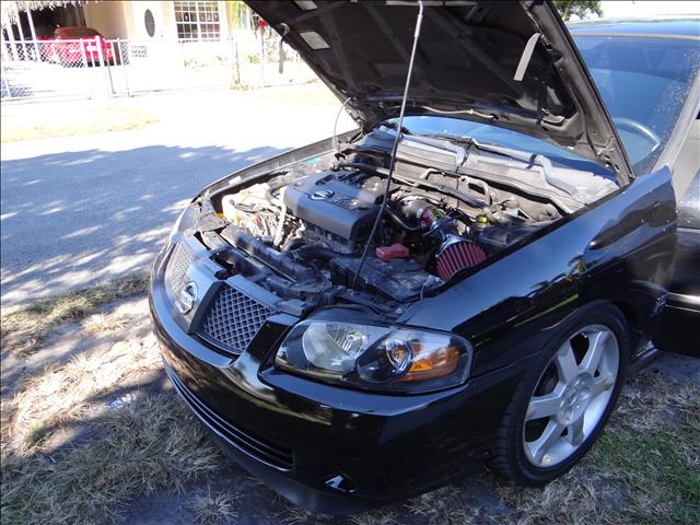 2005 Nissan Sentra Denali Crew Cab 4x4