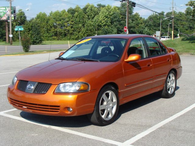 2005 Nissan Sentra Crew Cab Standard Box 4-wheel Drive SLE