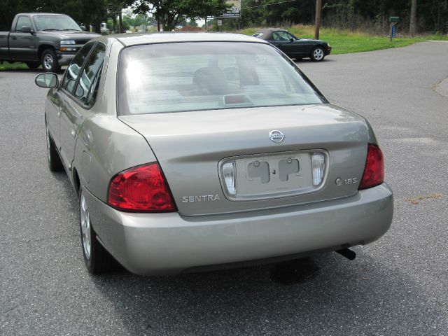 2005 Nissan Sentra E43