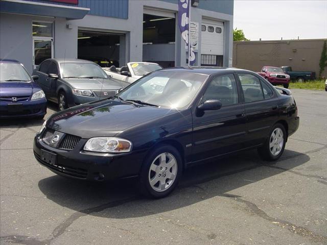 2005 Nissan Sentra 2007 Suzuki Convenience