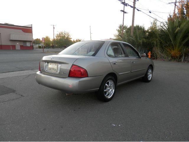 2005 Nissan Sentra E43