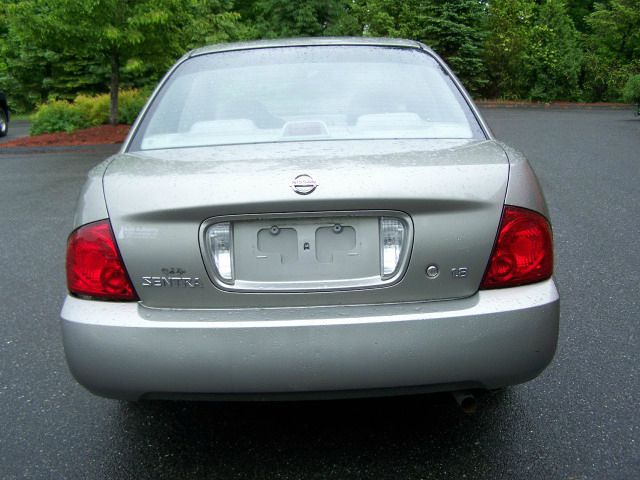 2005 Nissan Sentra E43