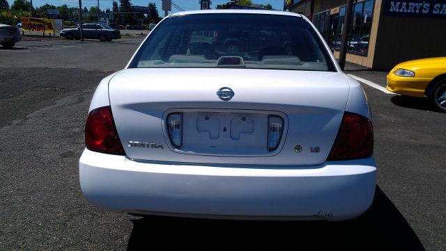 2005 Nissan Sentra W/T REG CAB