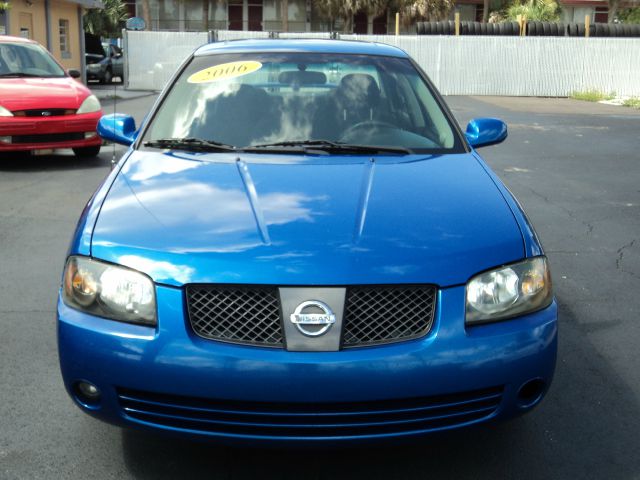 2006 Nissan Sentra Denali Crew Cab 4x4