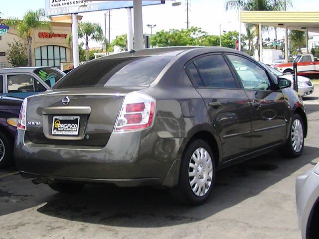 2008 Nissan Sentra 4matic 4dr 3.5L AWD SUV