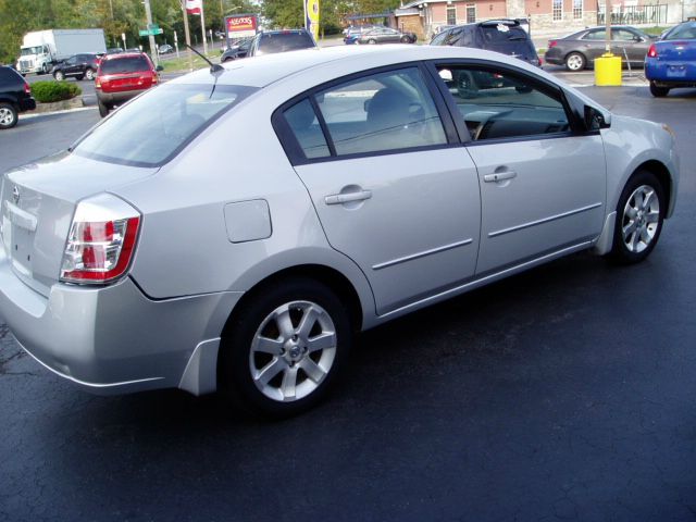 2008 Nissan Sentra 4matic 4dr 3.5L AWD SUV