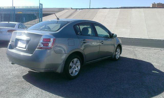 2008 Nissan Sentra 4matic 4dr 3.5L AWD SUV